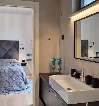 Apartment Qvarnero No18- Luxury With Swimming Pool, Private Sauna And Jacuzzi Opatija